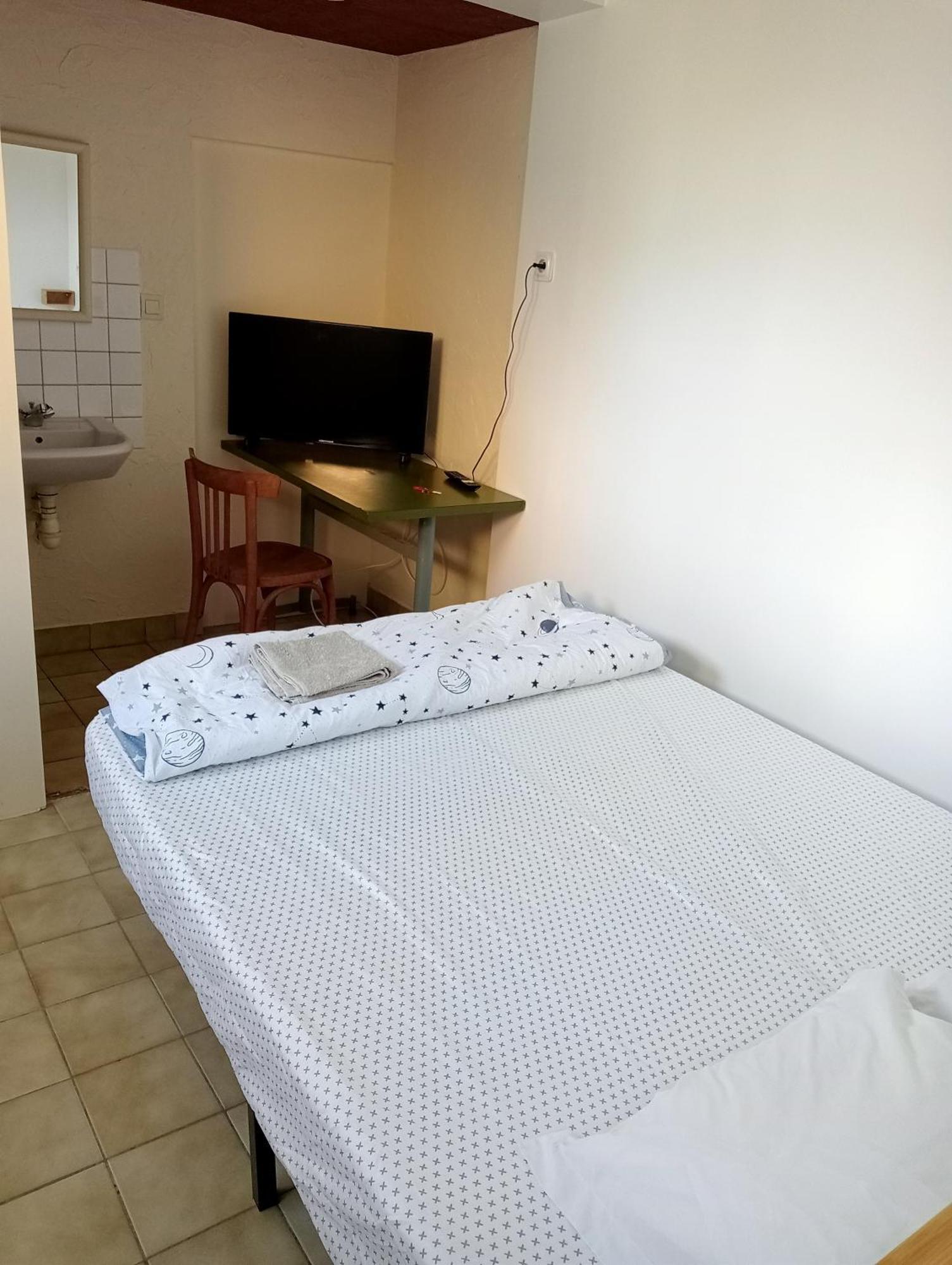 Les Chambres Studios De Pleslin-Foucher 外观 照片